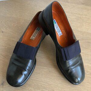 Arnold Churgin Almond Toe Leather Loafers with Toe Embellishment Navy Size 9.5